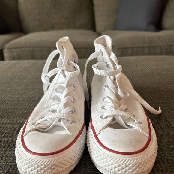 Unisex converse - Picture 3 of 3